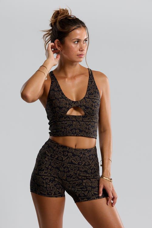 Benoa 2.5 Booty Short Brown Batik