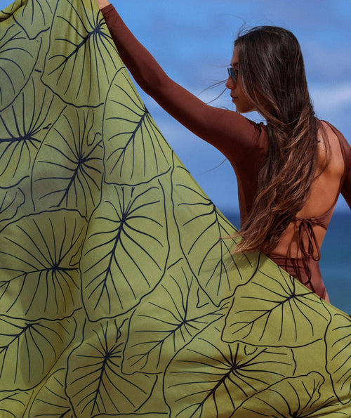 Tag Aloha Lo’i Kalo Pareo