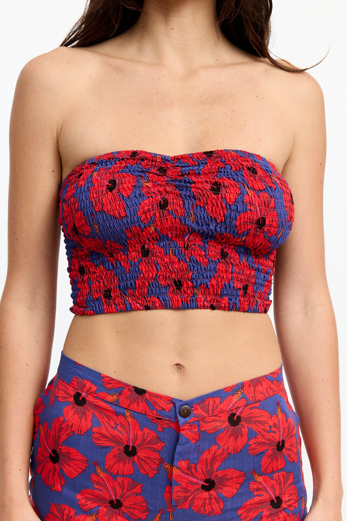 Clothing – COSMOPOLITAN SUN SHOP