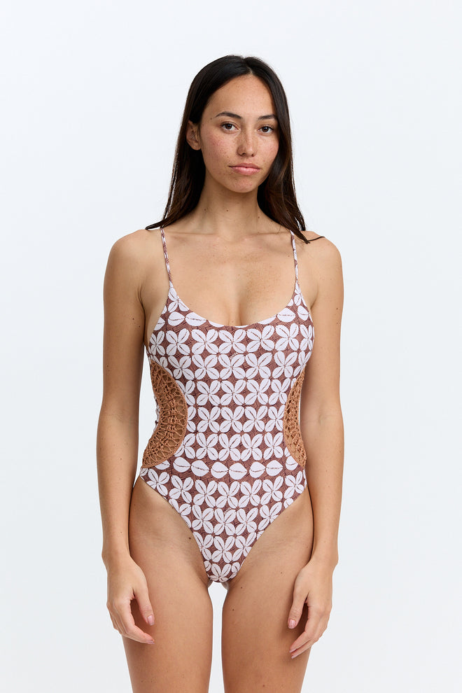 Benoa Swim Stella 2.0 One Piece Cowrie Basket