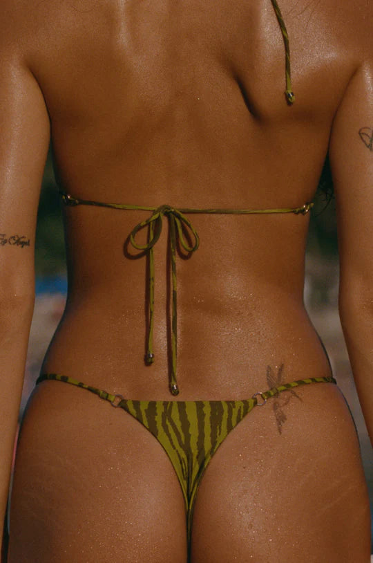 Indah Mary Triangle Top Ganja